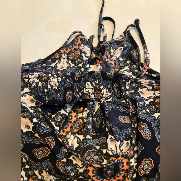 Floral Patterned Rimper - Picture 7 of 9